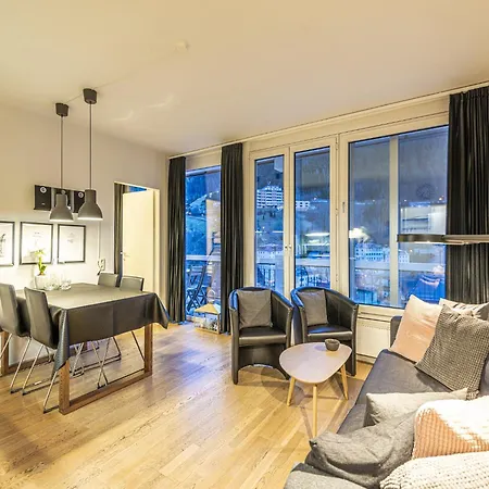 Gracious With Terrace Apartment *
